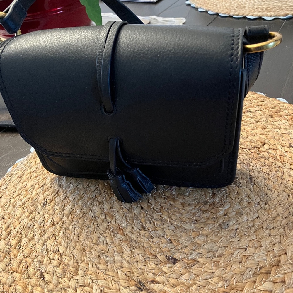 HOBO Eden Small Crossbody Black